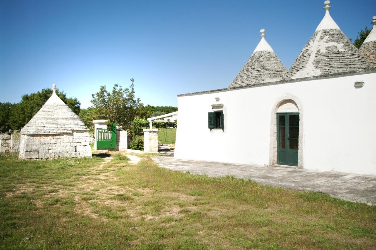 Trulli Sul Vignale In Masseria Santalachicca Martina Franca Bagian luar foto